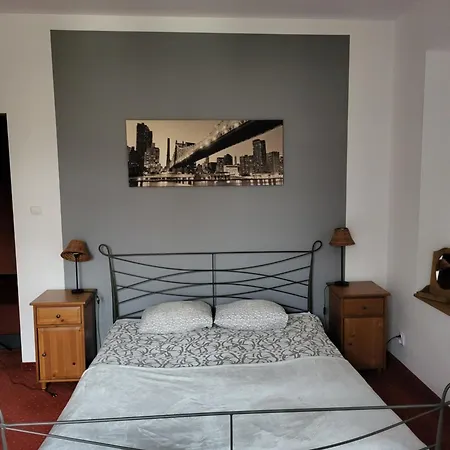 Amadeus Apartment *